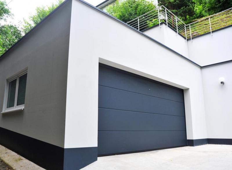 Portes de garage &agrave; Cohade, PVC ou alu, comment faire le bon choix ?